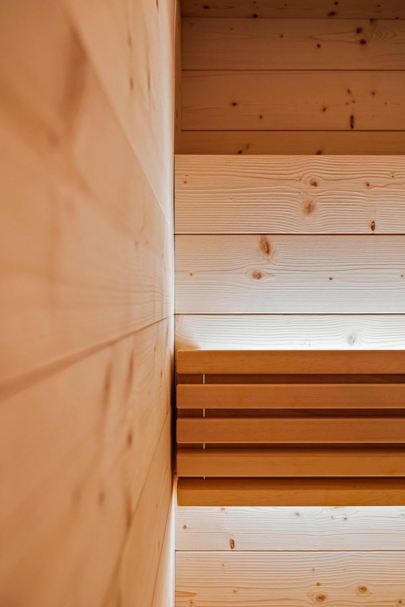 New Opening "Sissi Chalets" - Unique Luxury Hideaway With Mountain View & Sauna Mendola Exterior foto